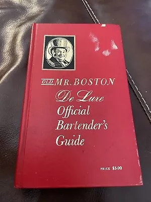 Old Mr. Boston De Luxe Official Bartender's Guide Mr. Boston Distiller Inc 1960 • $17.74