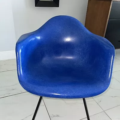 Mid 20th Century Eames For Herman Miller Blue Shell Chair W/black Base • $700