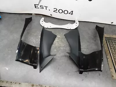 08-09 Yamaha YZF R6 600 Plastic Parts Lot  #1     2503      • $7.50