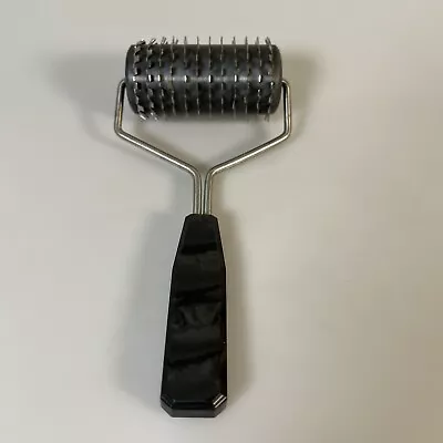 Vintage Easy To  Roll Meat Tenderizer Roller  Large Wheel Black Handle. U60 • $12.99