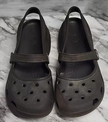 Crocs Mary Jane. Size 7 Dark Brown. Look A Little Dry Overall Good Condition  • $12