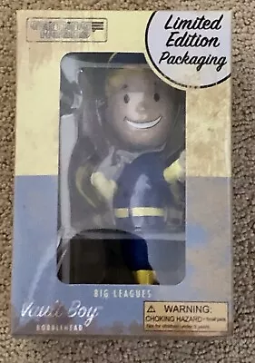 Gaming Heads Fallout 4 Bobblehead Vault Boy 111 Series 4 - Big Leagues NEW • £19.94