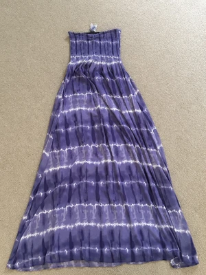 $10 • Buy Jeanswest Size 10 Dress