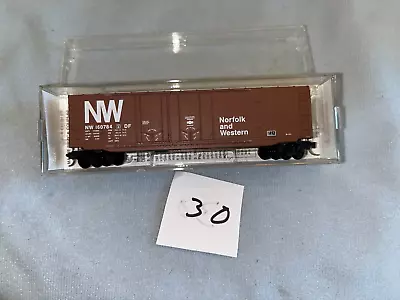 N Scale Micro Trains Refer Box Car Norfolk And Western 160784  Lot 30 NIB • $11.99