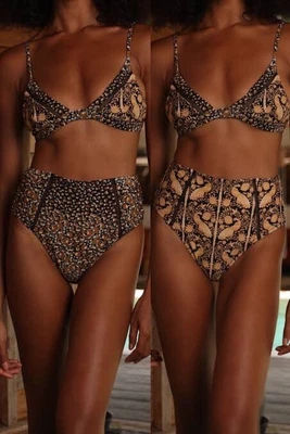 $60 • Buy TIGERLILY NWT Ophelia High Waisted Ava Reversible Bikini Bottom Sz M/12/14