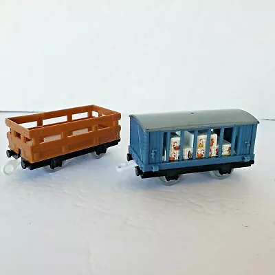 Thomas The Train Trackmaster McColl's Farm Chicken Car HiT Toy 2006 Set Of 2 • $11.99