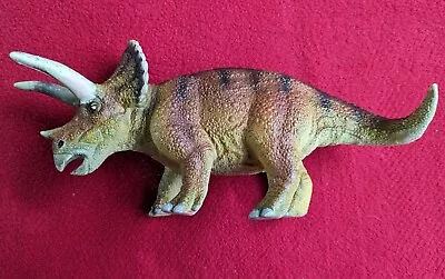 Bullyland Triceratops Prehistoric World Dinosaur Hand Painted Figure Toy T-Rex • £8