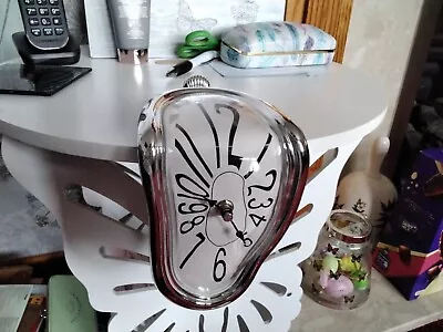 Melting Clock - Surrealistic Twisting Clock - Bar Table Desk Or Shelf - Silver • £5