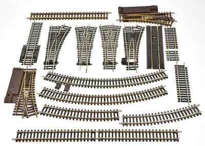 HORNBY 2 & 3 Rail  00 Gauge Train Track Sections & Curves - Choose From The List • £3.49