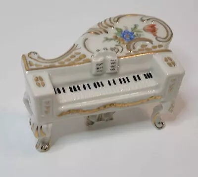 Vtg Miniature Grand Piano China Vanity/Cabinet Figure Flowers Dollhouse Europe? • $19.95