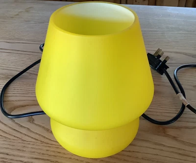 £39.95 • Buy Vintage Yellow All Glass Mushroom Bedside Table Lamp Retro