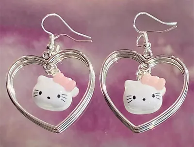 $8.42 • Buy Hello Kitty Dangle Love Heart Earrings 