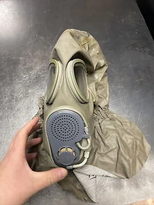 Czech M10M Gas Mask VINTAGE • $50