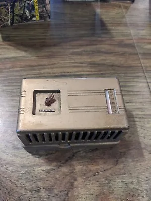 Vintage 1950 Honeywell Thermostat With Clock TM850 Chronotherm • $20