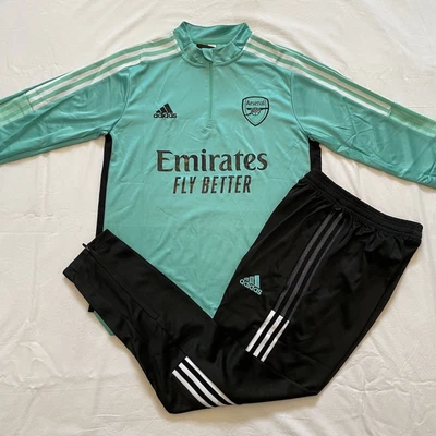 £60 • Buy Arsenal 21/22 Adidas Turquoise Tracksuit Small