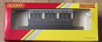 Hornby R4673 RailRoad GWR 4 Wheel Coach • £8.01