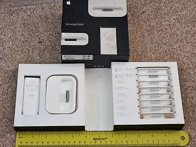 £54.99 • Buy Apple Universal Dock Genuine Ipod Docking Station A1256 Remote Adapter Mb125g/b