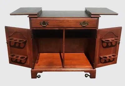 Henkel & Harris Mahogany Chippendale Antique Styled Flip Top Bar  • $1512