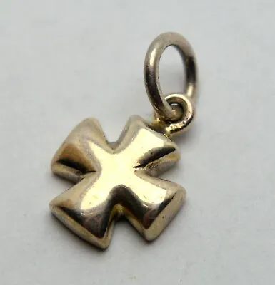 925 Sterling Silver Malta Knight Maltese Cross Pendant • £14.76