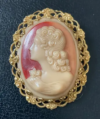 Vintage Art Deco Celluloid Cameo Brooch / Lapel Pin In Czech Filigree Setting • £9.99