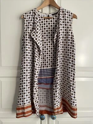 $65 • Buy Massimo Dutti Top And Vest Size 42/M