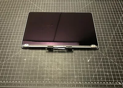 Apple Macbook Air 13  A2337 2020 LCD Screen Complete Assembly Read #me928 • $22.99