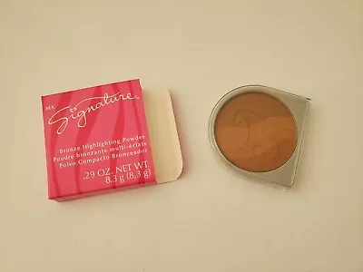 Mary Kay Signature Bronze Highlighting Powder DISCONTINUED 0.29oz New In Box • $23.75