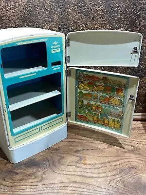 Vintage WOLVERINE Childs Play Kitchen Refrigerator Tin Litho Doll Toy • $54.99