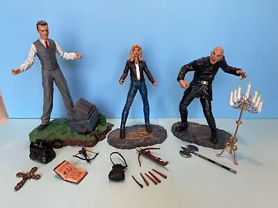 Buffy The Vampire Slayer Action Figures Giles Buffy And The Master Plus Accesso • $65