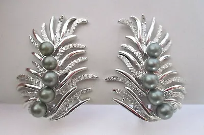 Vintage Silvery-Blue Faux Pearl Bead Earrings Sarah Coventry • $2.99