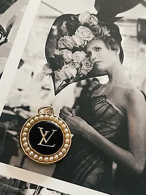 $30 • Buy Stamped Black & Pearl Louis Vuitton 23mm Button Charm Replacement LV Pull