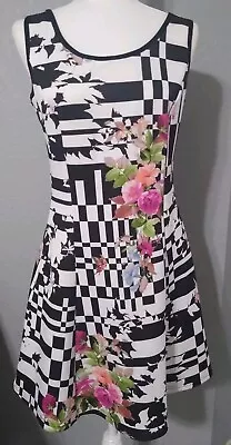 Michael Kors Women’s Medium A-Line Sleeveless Black & White Floral Dress • $39