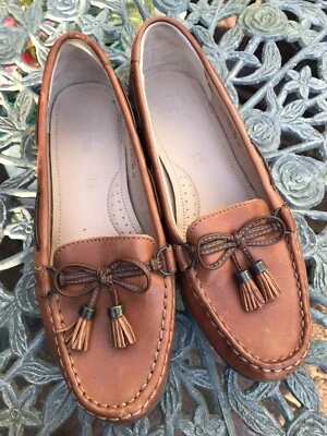 £10 • Buy M&s Footglove Tan Leather Shoes Size 5