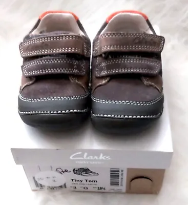 £19.99 • Buy Clarks Boys Pre Walkers Shoes Toddler Size 3 G Leather Hook Strap Grey NEW 