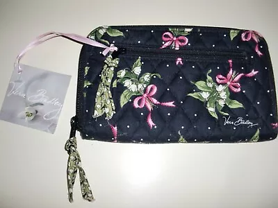 Nwt~women's~vera Breadley~qualted~100%cotton~zip Around~pink Ribbons~wallet • $21.71