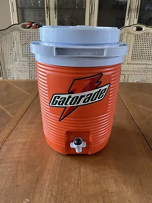 GATORADE Rubbermaid 3 Gallon Drink Dispenser Cooler Jug Spout Spigot Handle  • $39.99