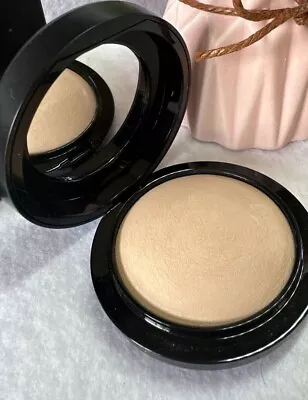 MAC Mineralize Skinfinish Natural Silky Face Powder Shade MEDIUM PLUS 10g • $28.99