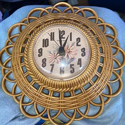New Haven Burwood Clock Basket Weave Rattan Plastic 12” WORKS Vintage MCM 1974 • $31