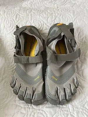 Vibram Fivefingers V Aqua Grey Mens Size 44 US 10.5-11 • $30