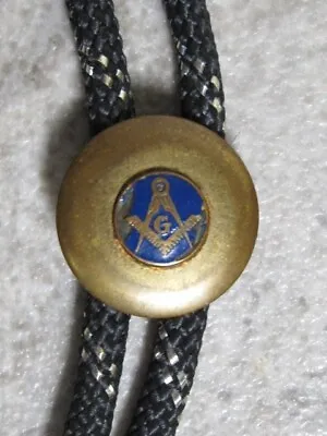 Vintage Mens Bolo Tie Round Enameled Free Masons Masonic Compass Square Fair Con • $15.95