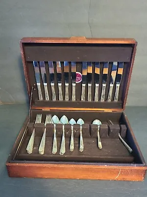 Oneida Community Par Plate 1949 LINDA 50 Pc. Silverware Set W/ Nakens Wood Chest • $54.99