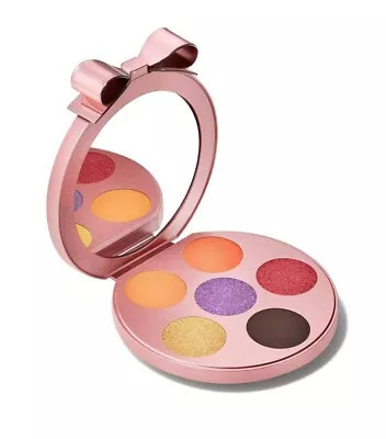 MAC Eye Shadow Palette Eye Love Surprises X 6: BOLD BOWS Holiday 2022 • $24.95