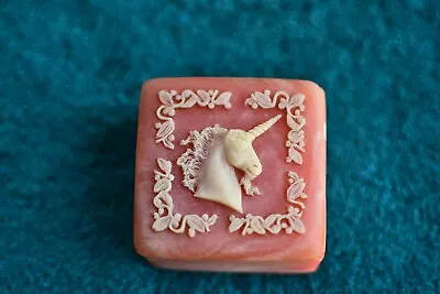 1980s Pink Soapstone Unicorn Cameo Trinket Box • £11.57