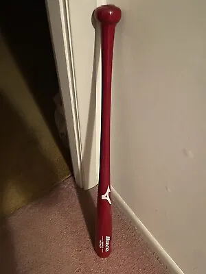 Mizuno MZM62 Classic Maple Wood Baseball Bat (32)  Maroon . Brand New ! • $89.99