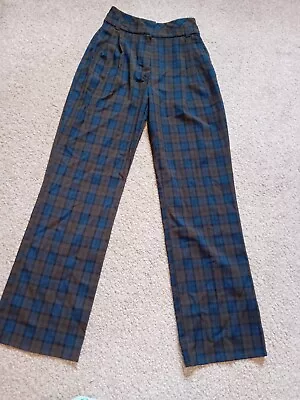 Woman's Cheque Collision Trousers Size 6 • £3.99
