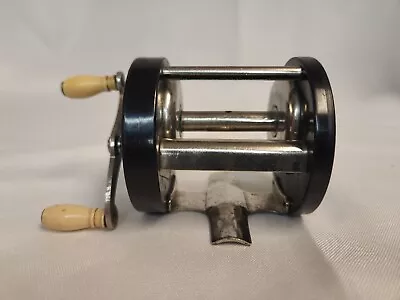 Vintage Meisselbach Target No. 105 Fishing Reel • $34.95