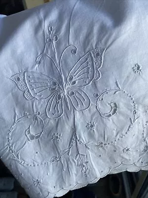 Vintage 2  Pillowcases Madeira Linen Cotton Embroidered Cutwork Butterfly Floral • $22.99