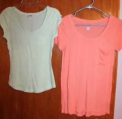 LOT OF 2 * Ladies XS BASIC T-SHIRTS (mint Green & Peach Orange; Express/Mossimo) • $8