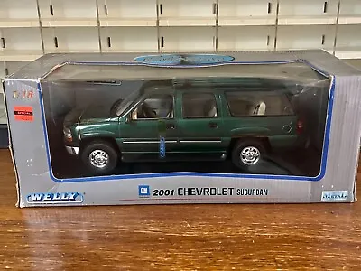 Diecast 1/18 Collection WELLY 2001 Chevrolet Suburban Green - New In Box • $234.98