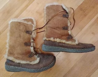 Vintage Born Women's Size 10 Nome Suede Shearling Brown Lace Up Boots • $24.99